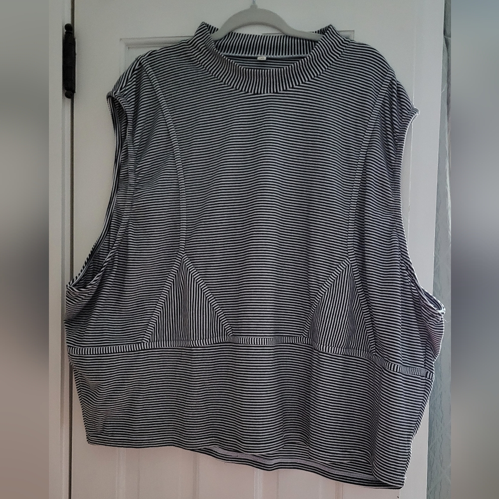 Fashion Brand Company Top